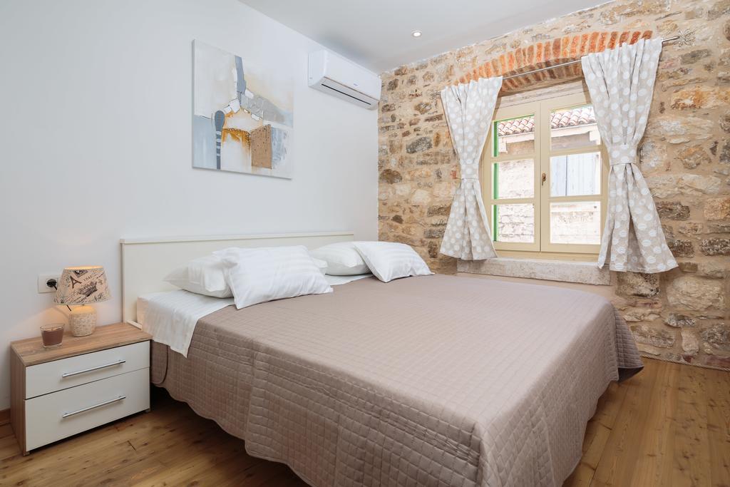 Cindro Apartment With Terrace Split Eksteriør bilde